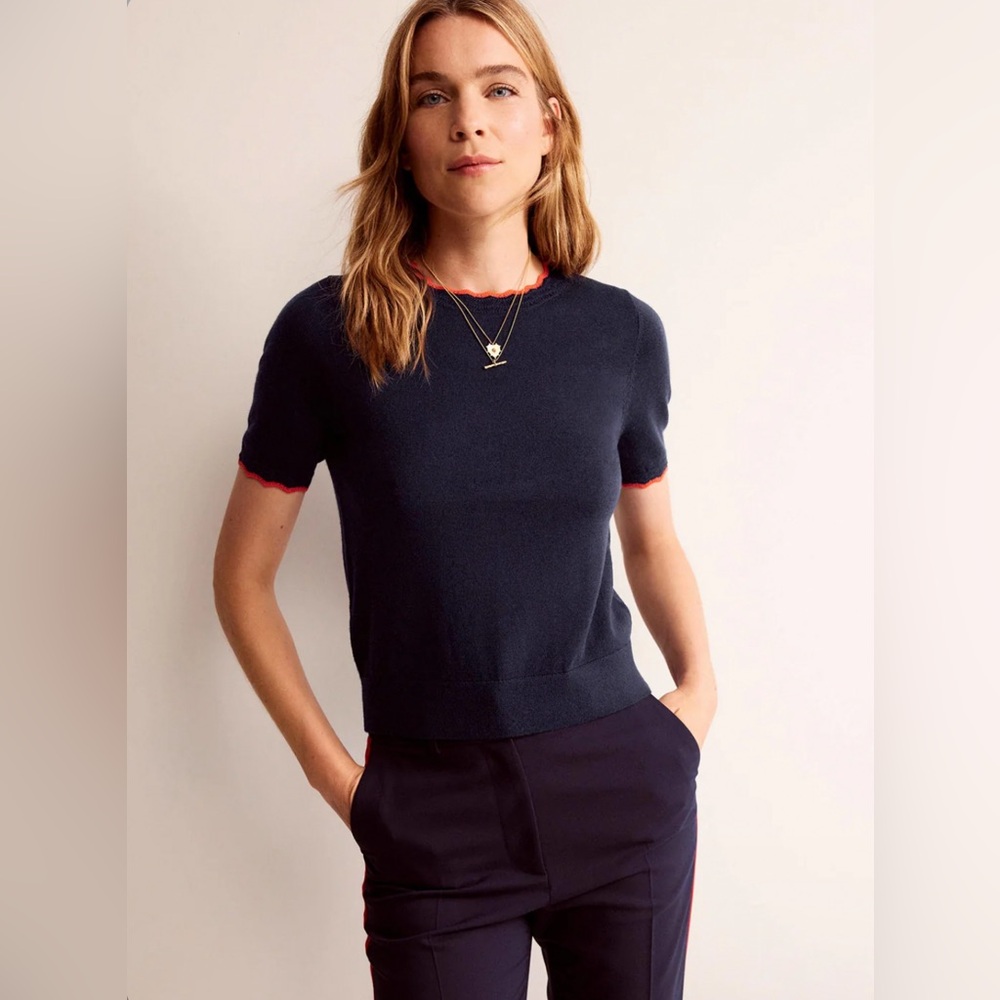 BODEN Merino Scalloped T-shirt in Navy/Coral